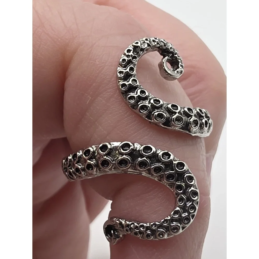 Silvertone Octopus Tentacles Women's Ring OSFA